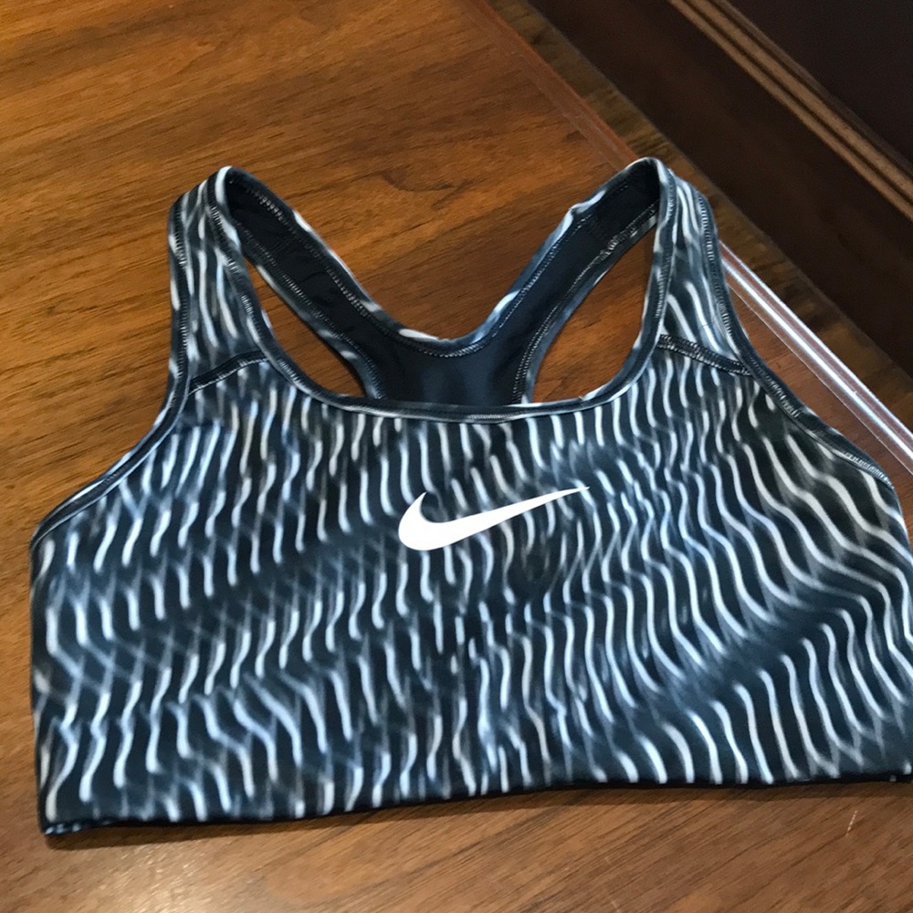 Nike sports Bra.  Worn once.  Size Small